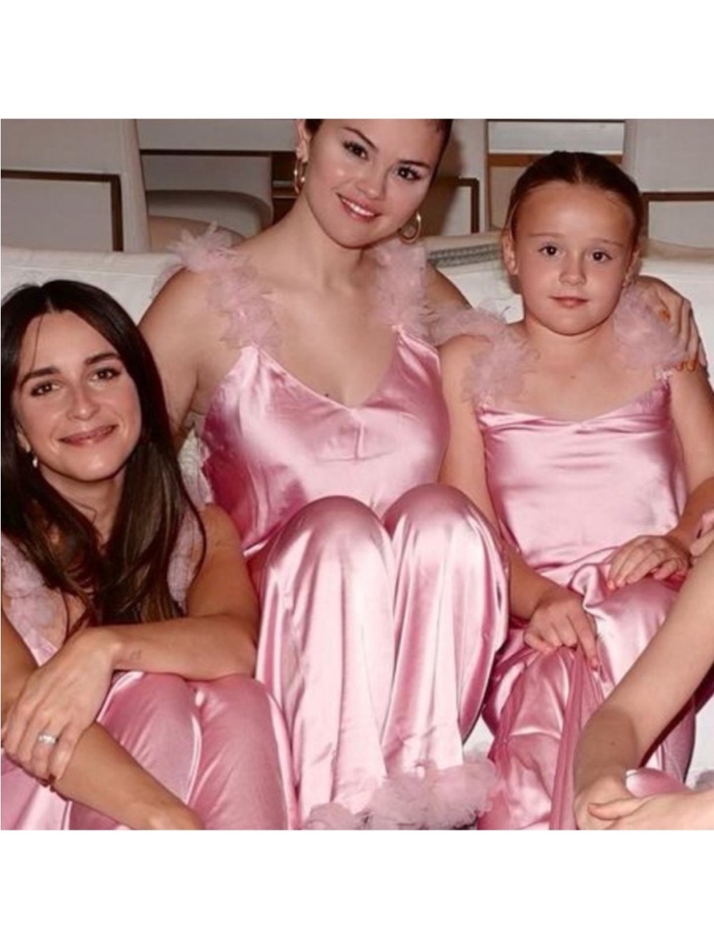 🩷BNWOT FOR LOVE AND LEMONS PINK SATIN PAJAMA SLIP TOP WITH BOW AND FLORALS🩷